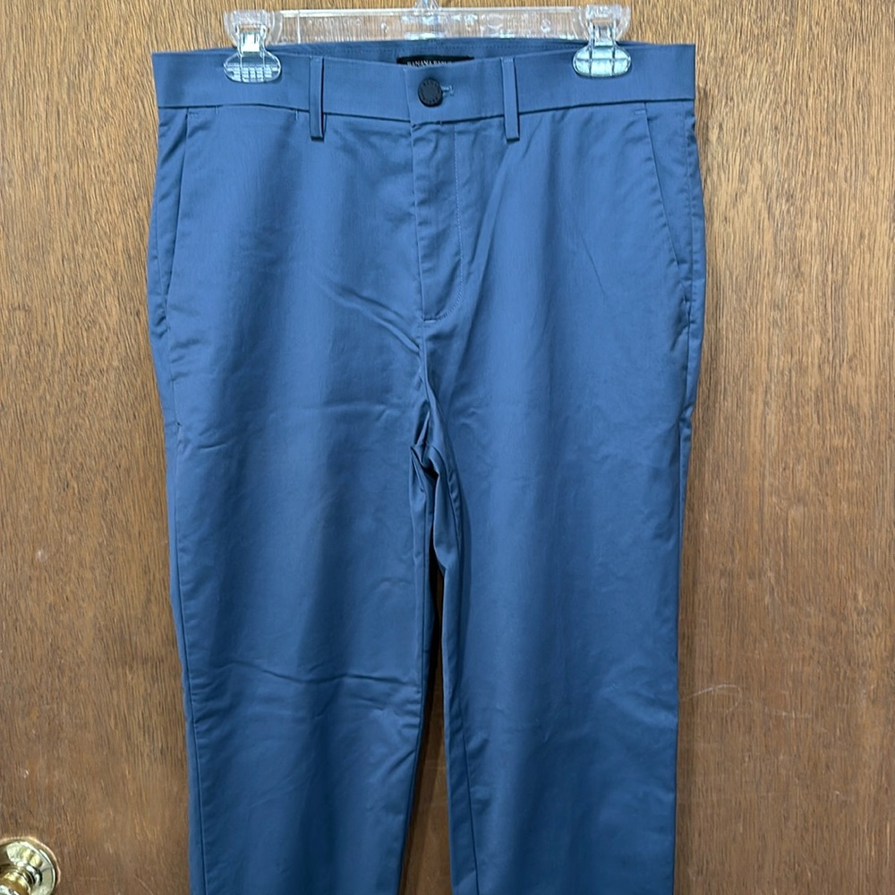 Banana Republic slim fit men’s pant